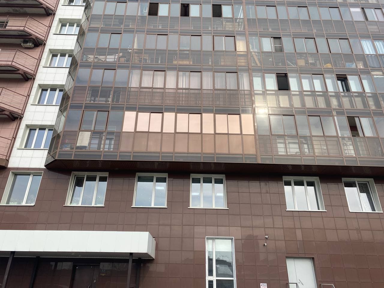 Зеркальная плёнка: R Bronze 20%